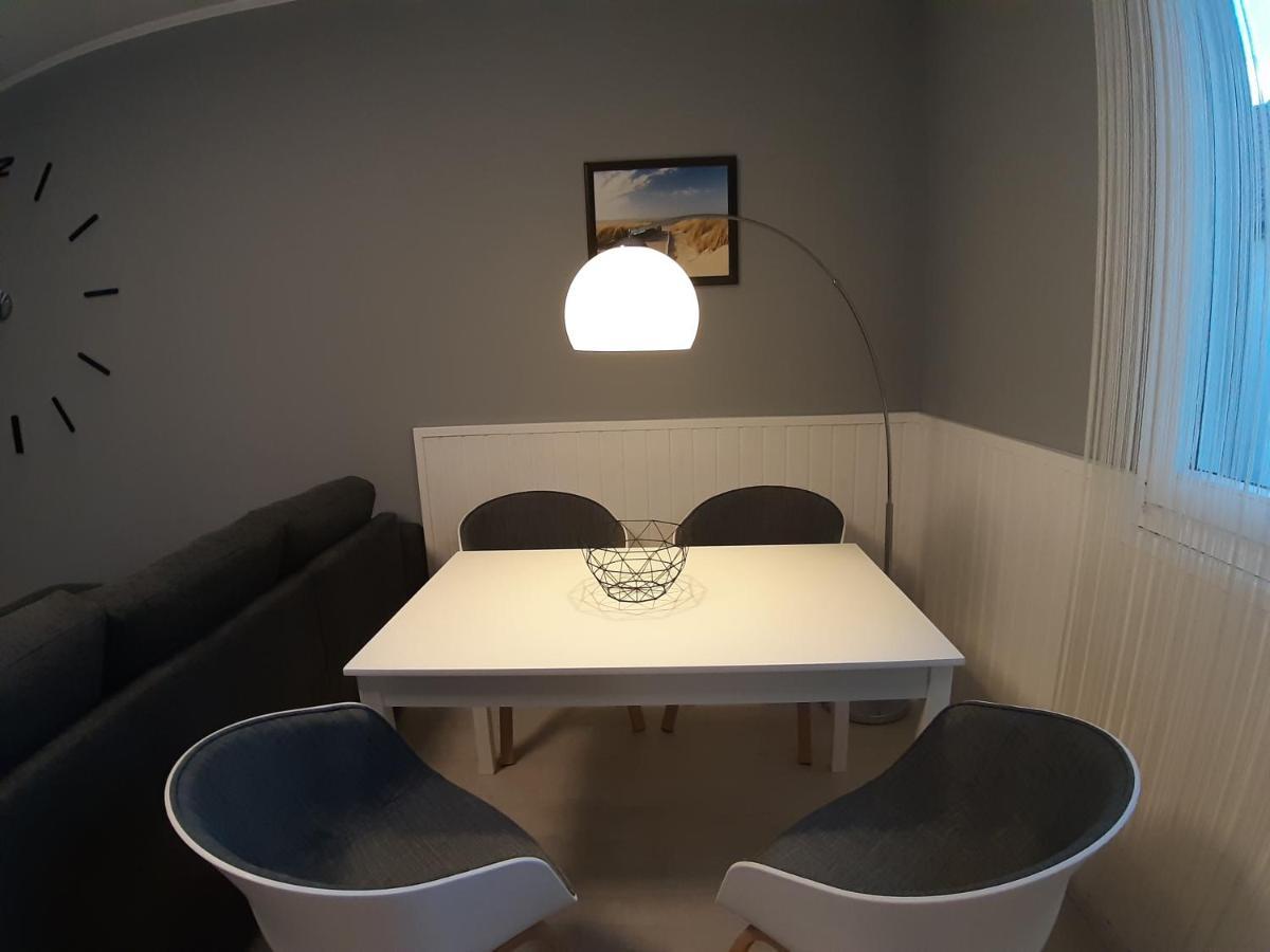 Jade Vendeghaz Apartment Papa Ngoại thất bức ảnh